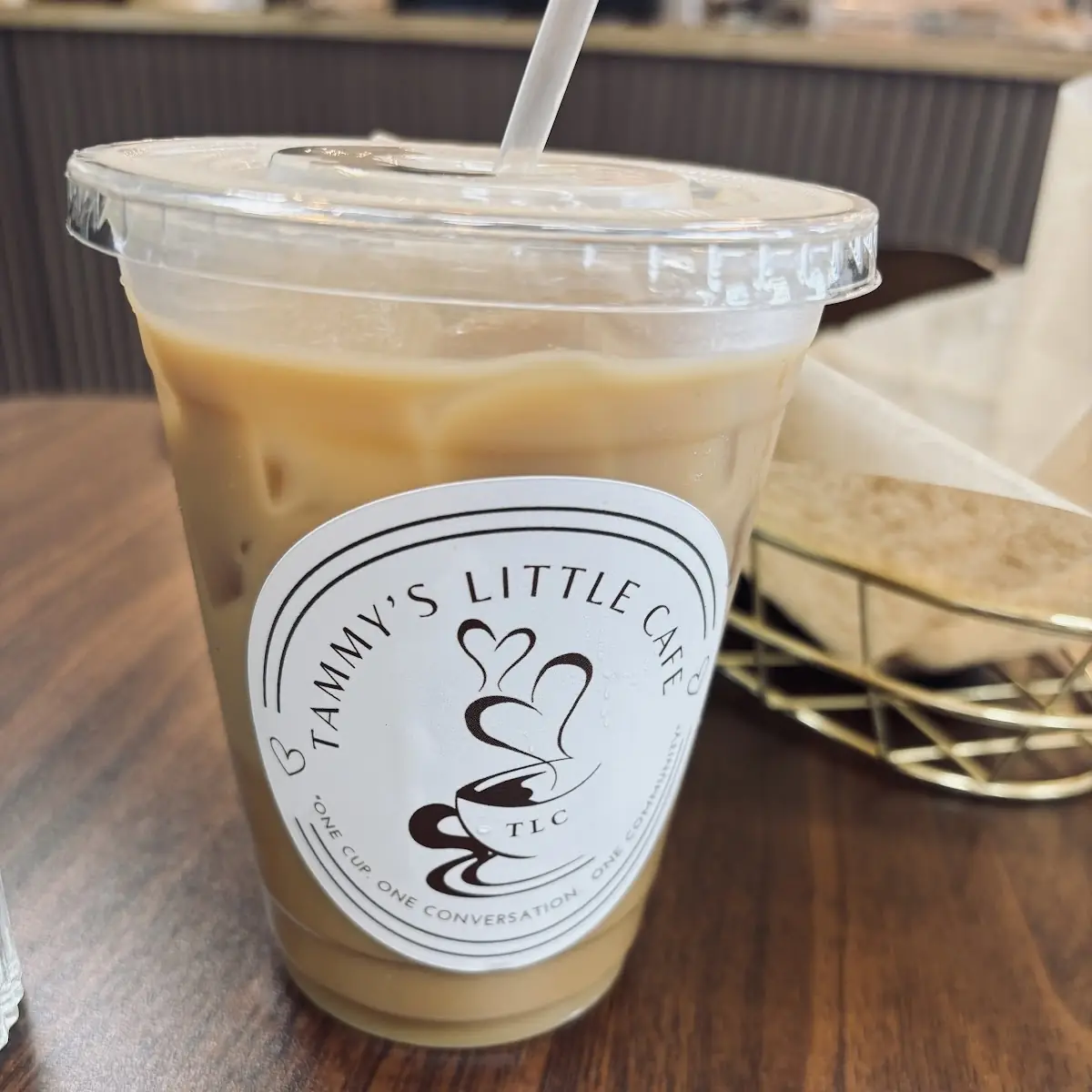 Iced Matcha and Iced Latte