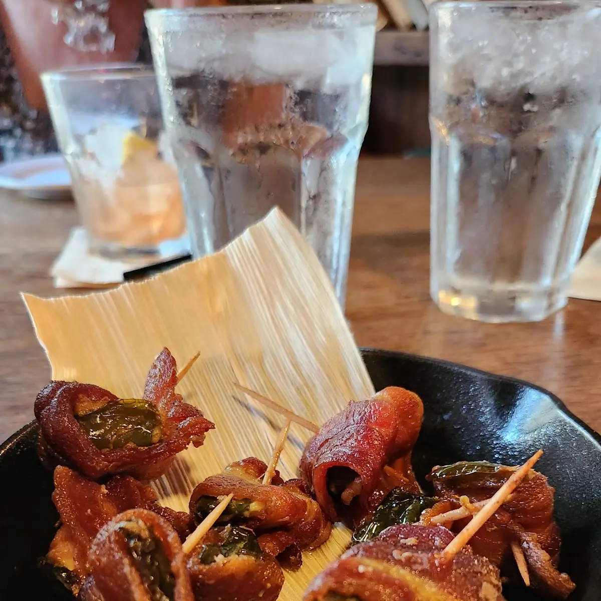 Bacon Wrapped Jalapeño Poppers