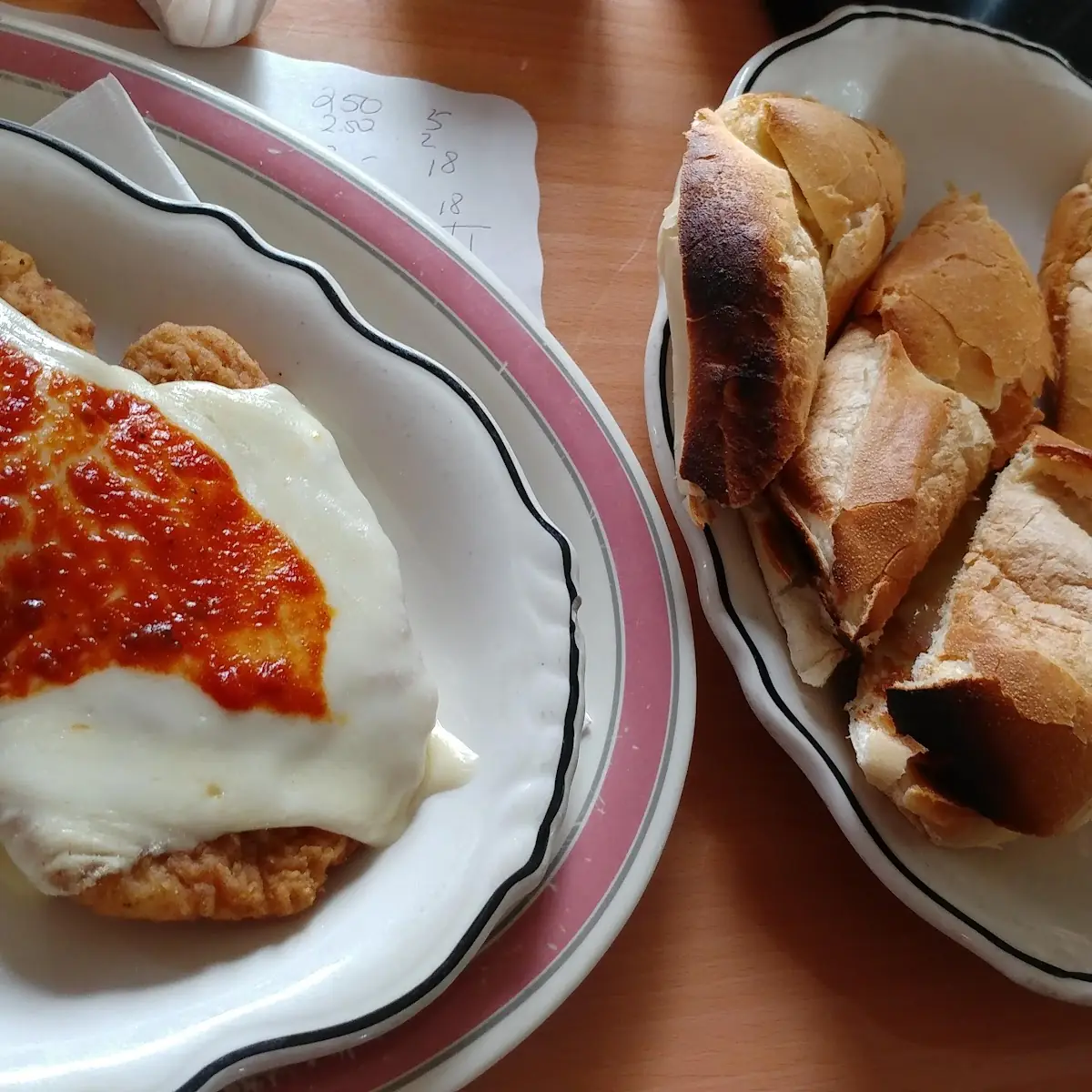 Chicken Parmigiana Platter with Garlic Bread