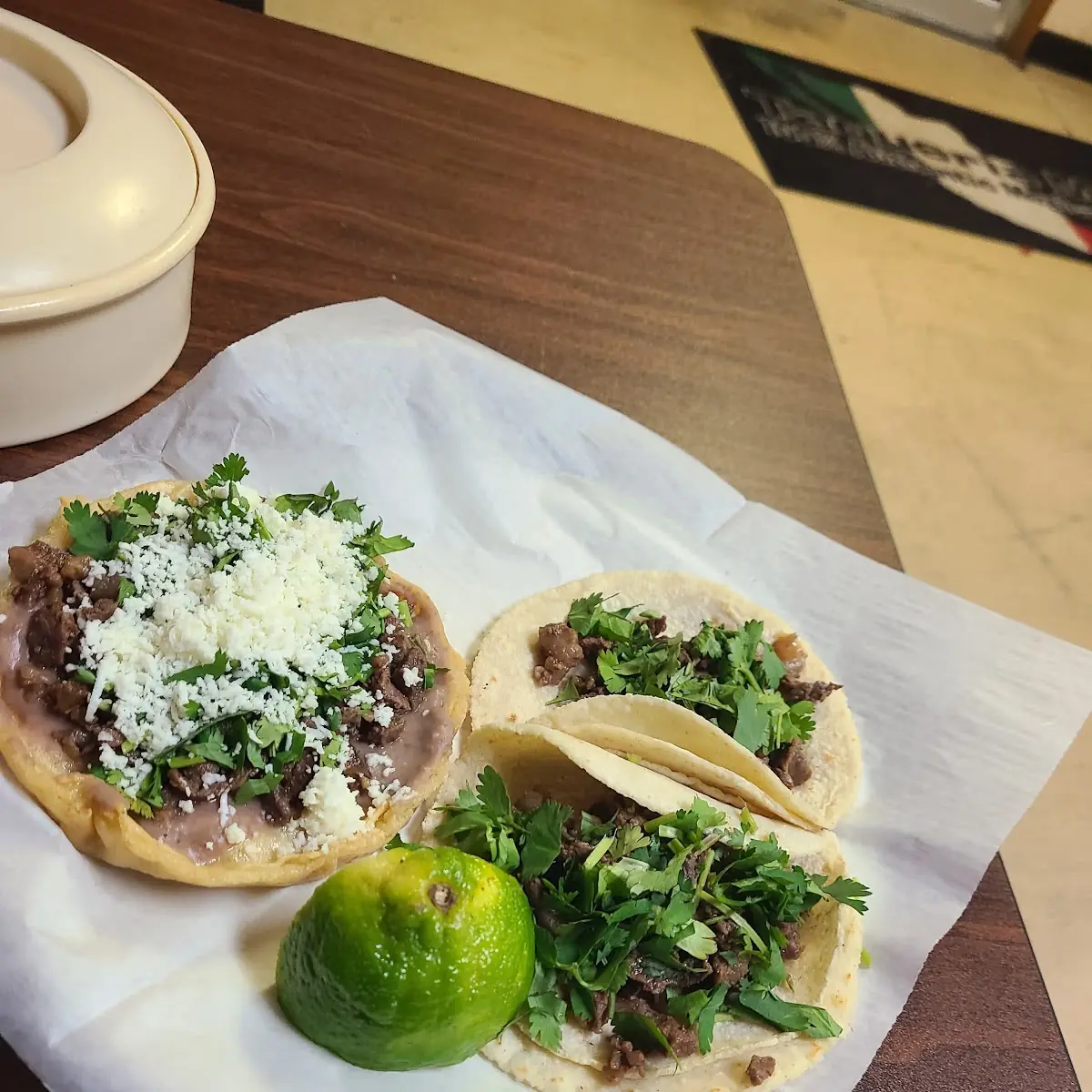 Sope Y Tacos De Carne Asada