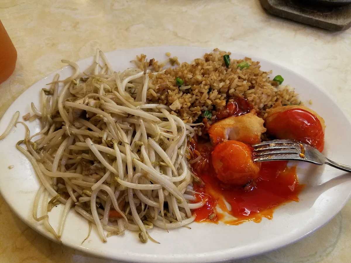 Highlights, New York Cafe