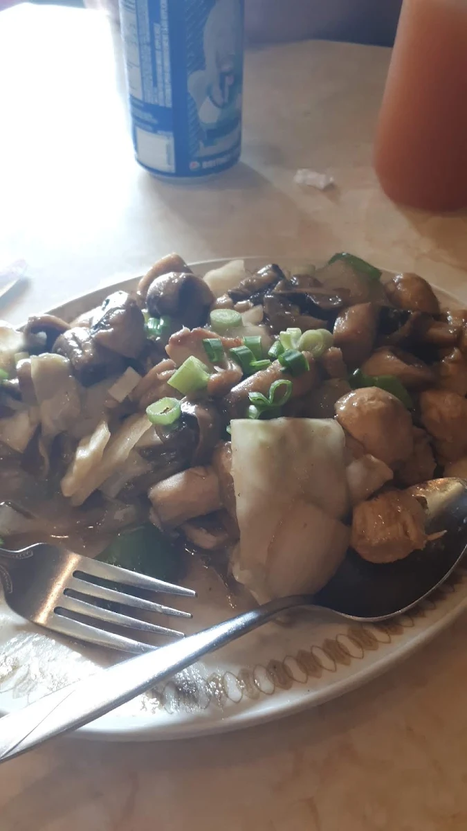 Highlights, New York Cafe