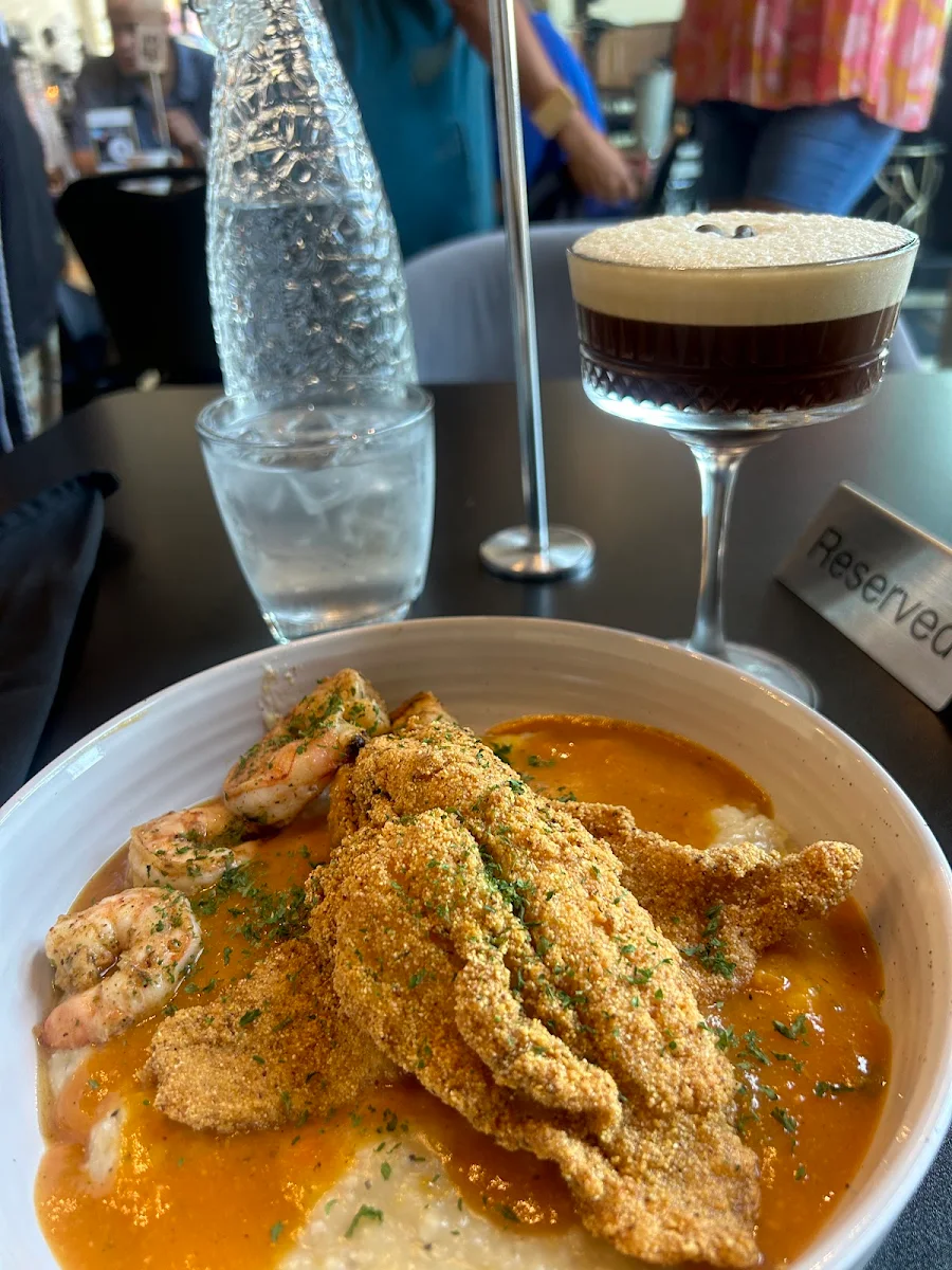 Fried Fish with Grits