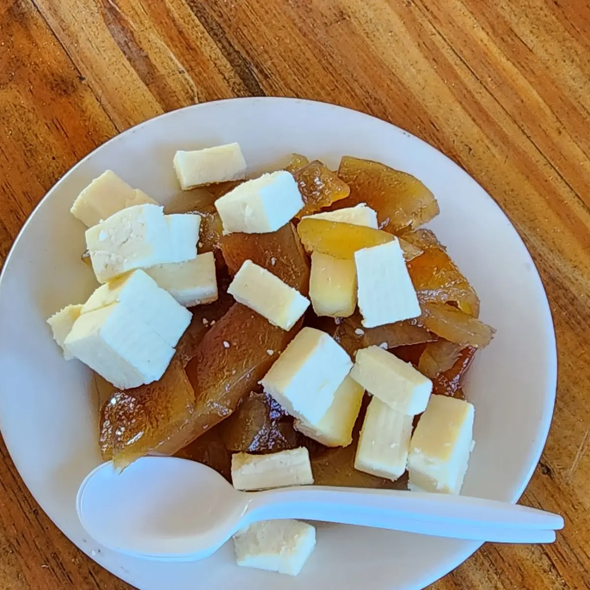 Dulce De Lechoza Con Queso Blanco
