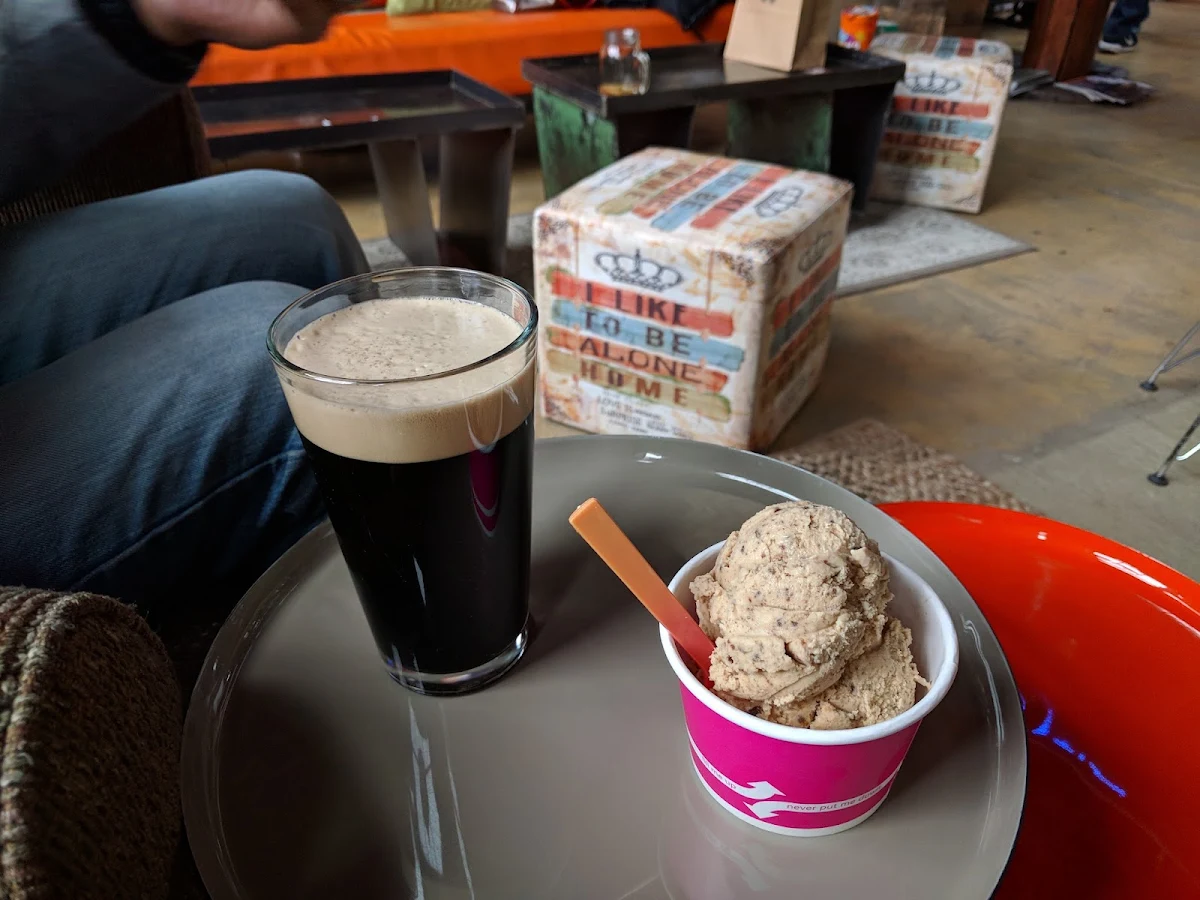 Porter Beer Ice Cream Floats