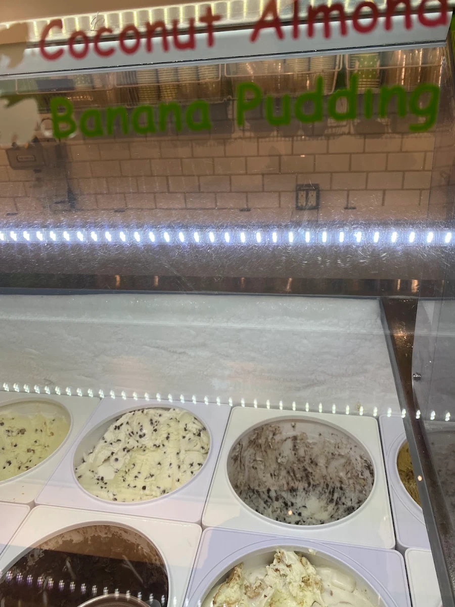 Banana Pudding Cookies N Creme White Mint Chip