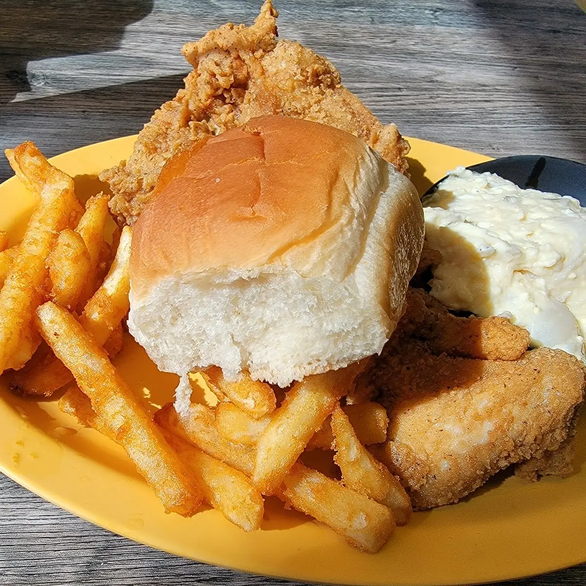 Fried Chicken with 2 Sides