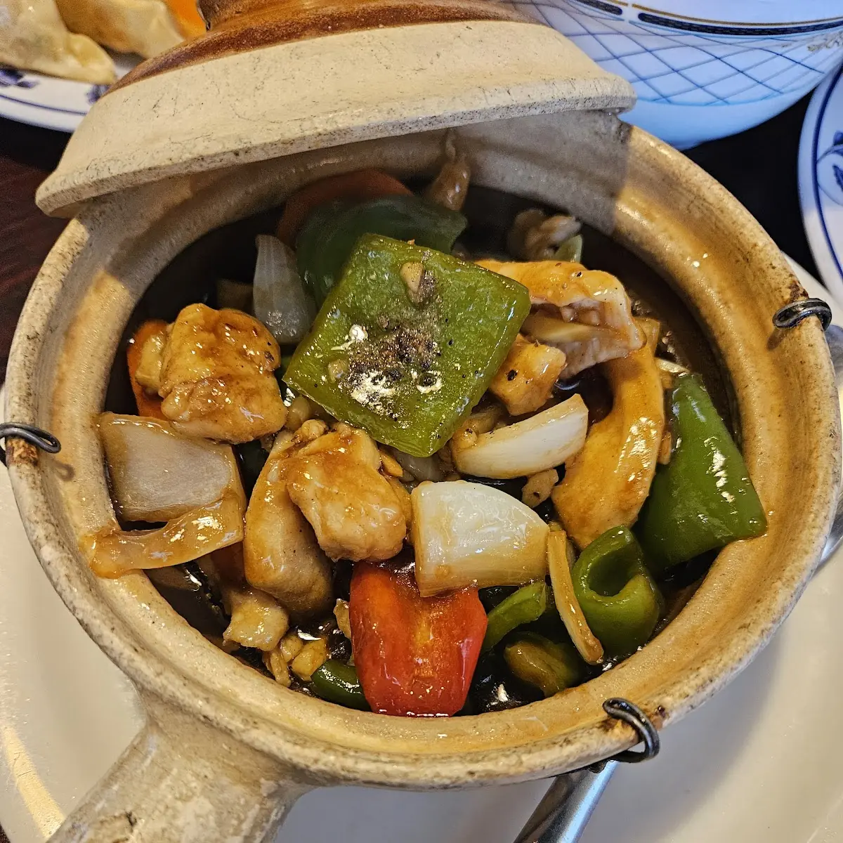 Garlic and Ginger Chicken Pot