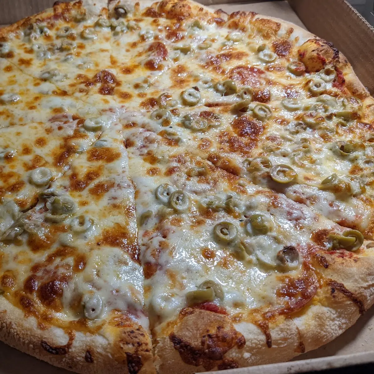Green Olive and Pepperoni Pizza