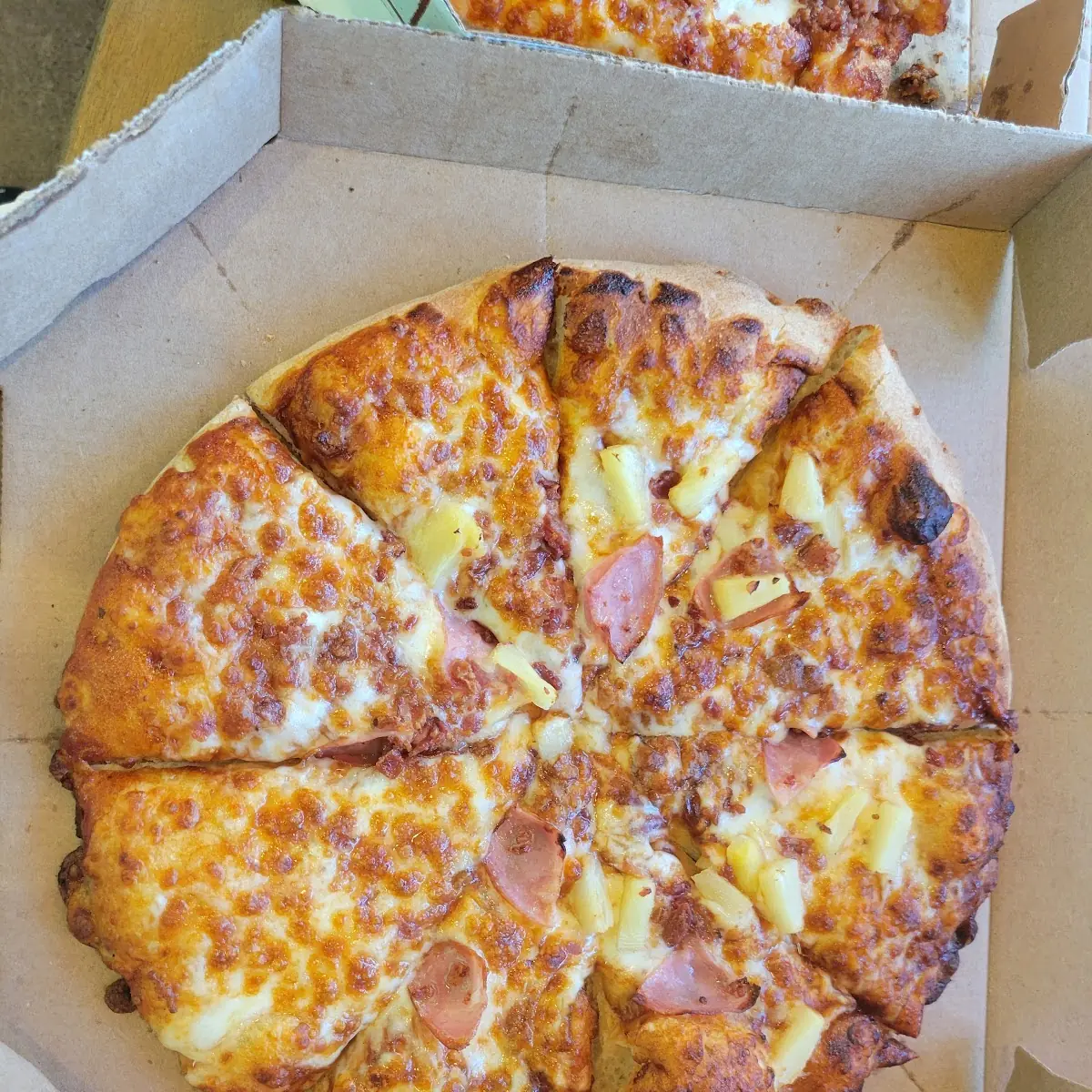 Hawaiian Pizza