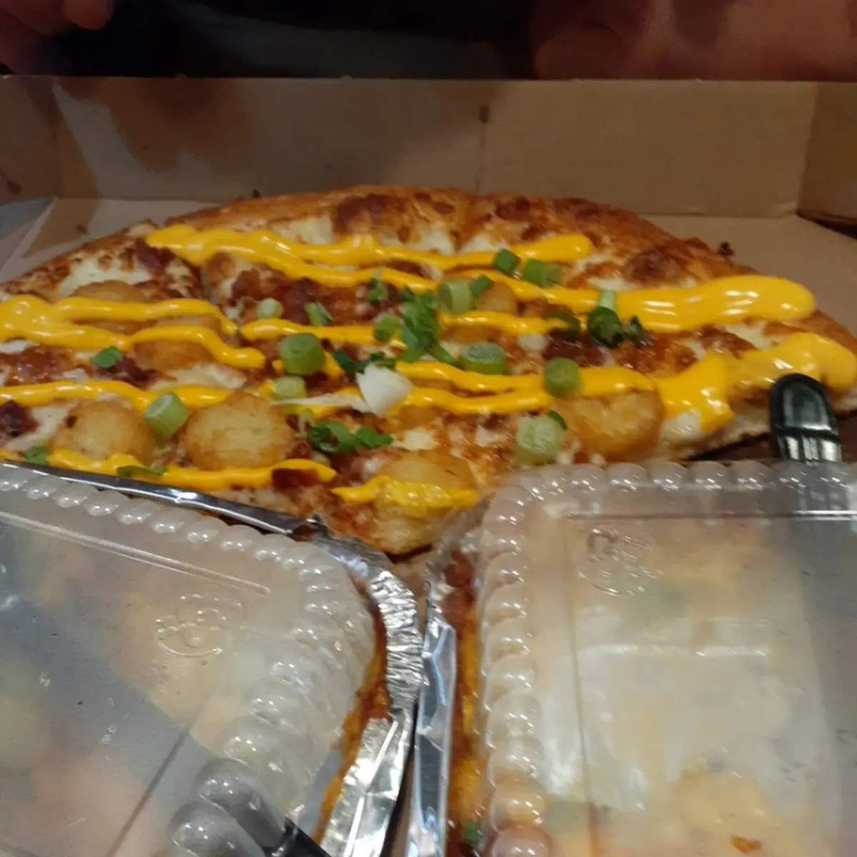Loaded Tots Pizza