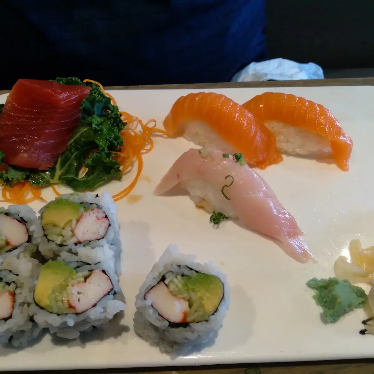 Salmon Roll Tuna Sashimi