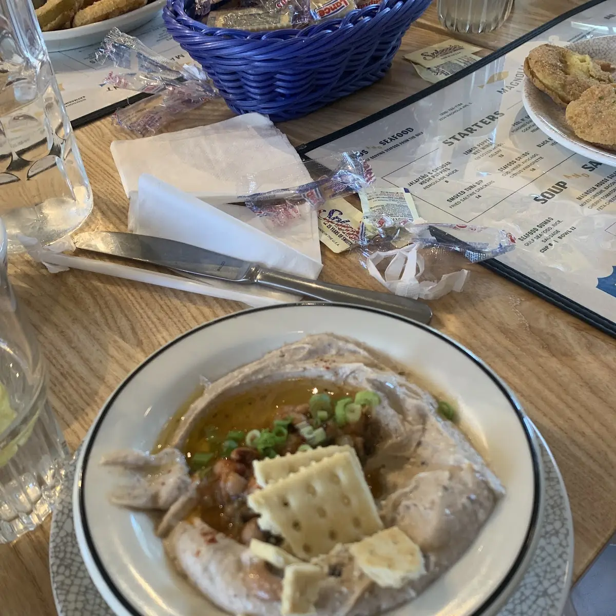 Hummus with Black Eye Peas