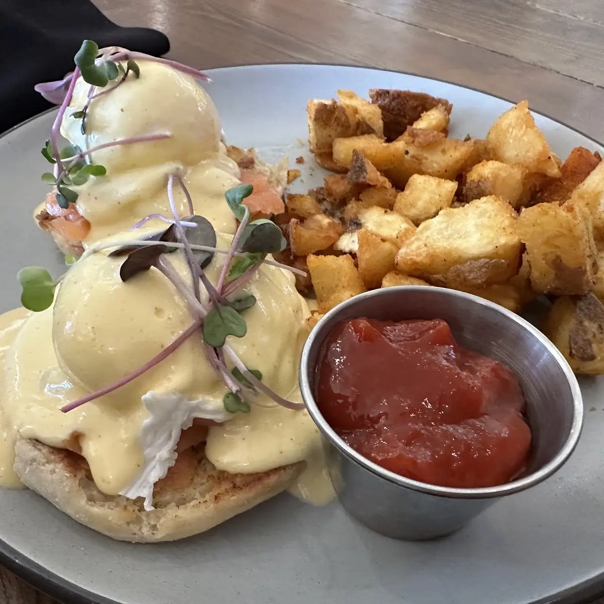 Eggs Benedict