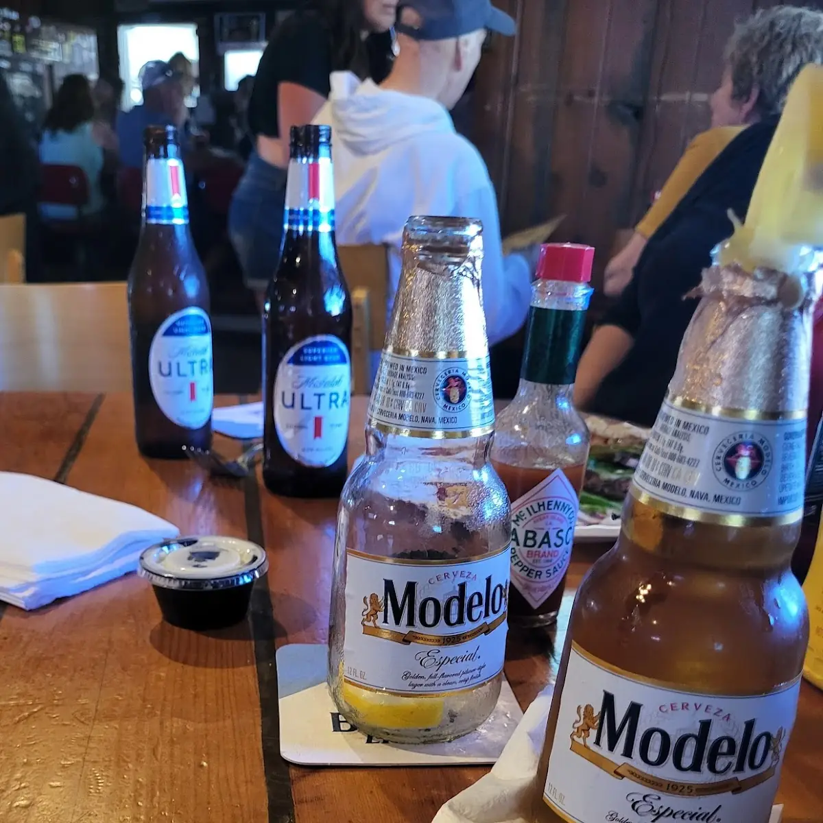 Modelo & Michelob Ultra