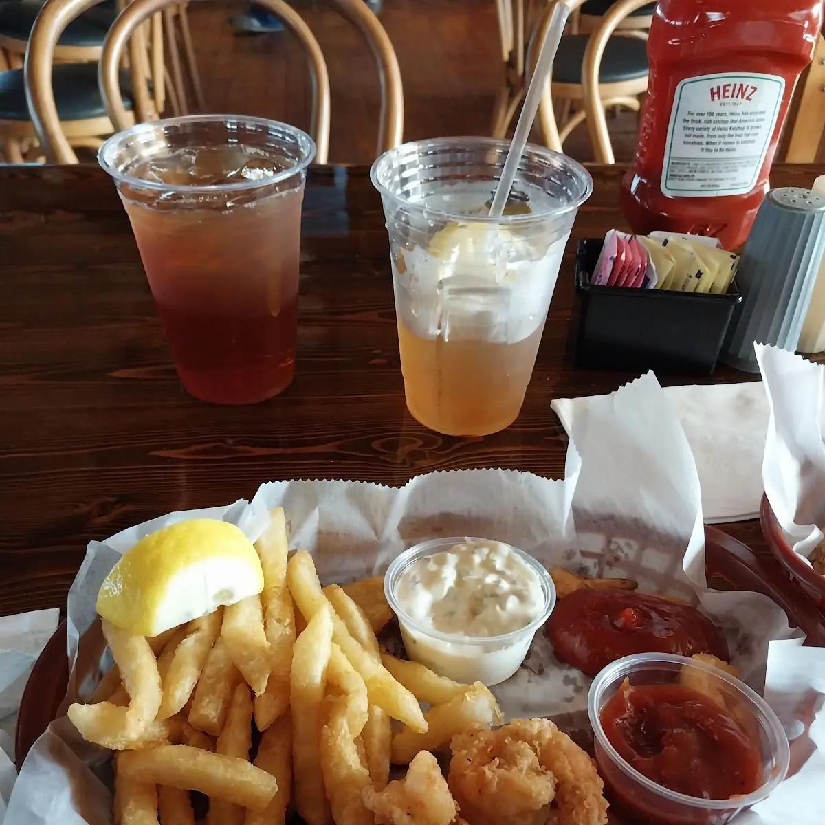 Shrimp Basket with Fries