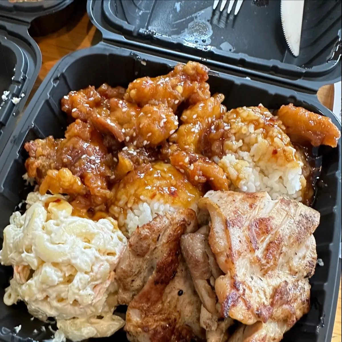 Garlic Chicken and Barbecue Chicken