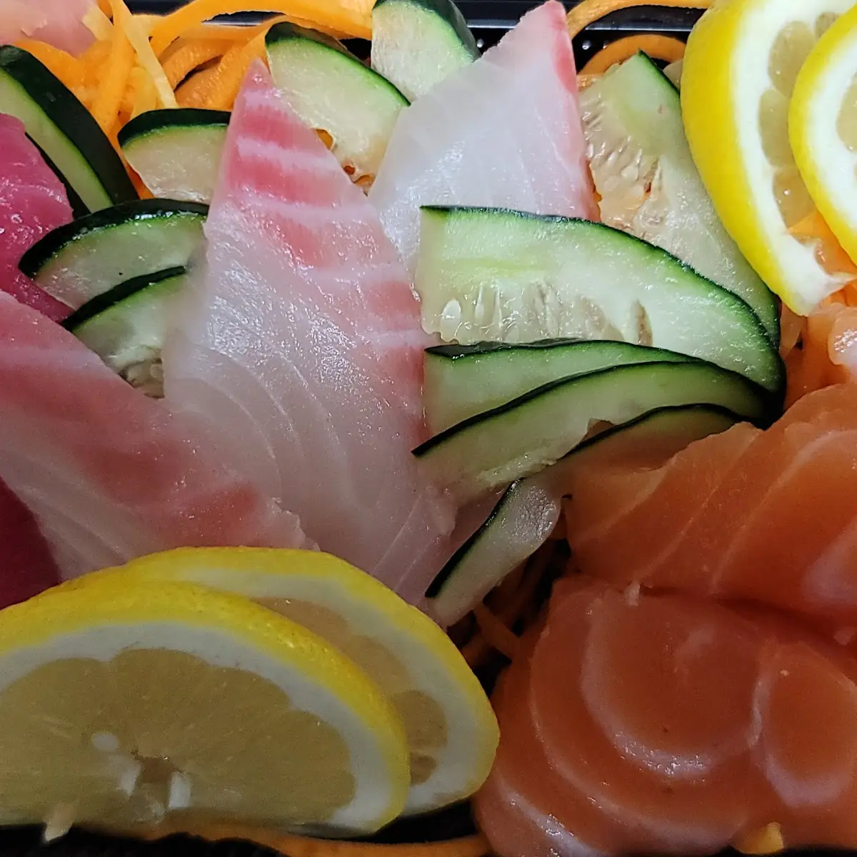 Salmon (Sashimi) (3 Pieces)