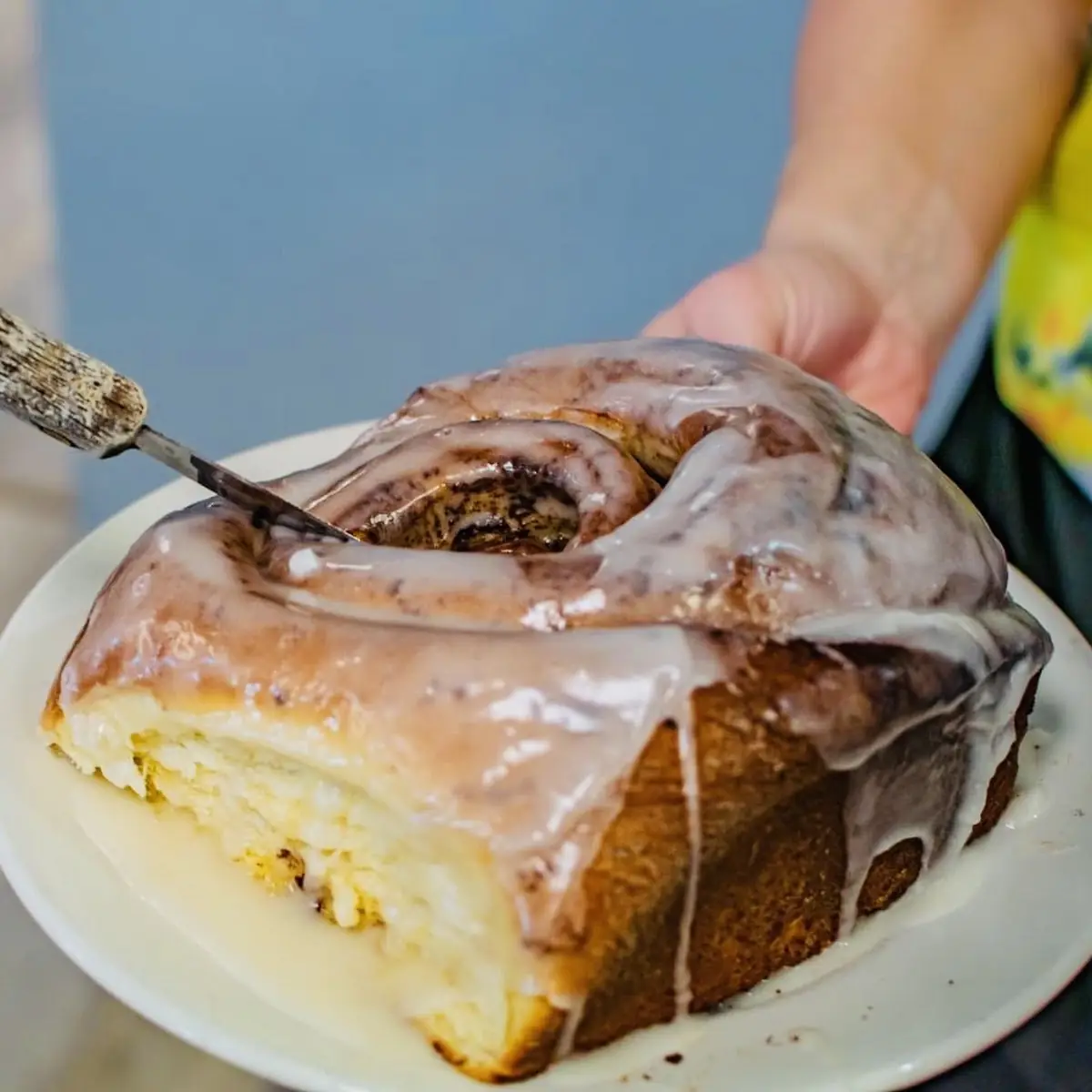 Jumbo Cinnamon Roll
