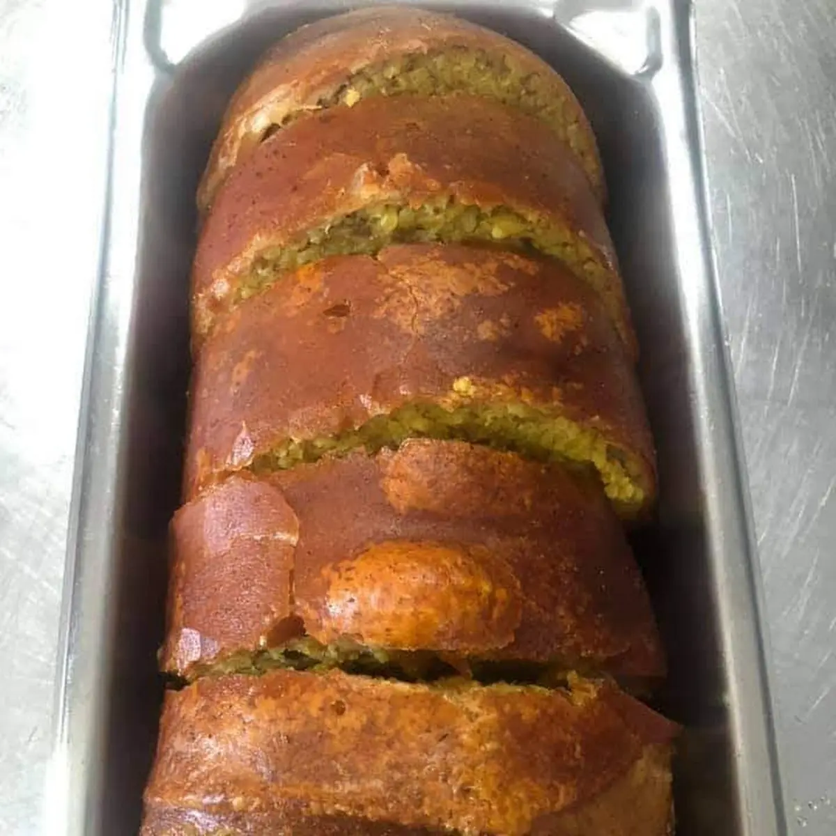 Lechon Asado Cuerito Relleno