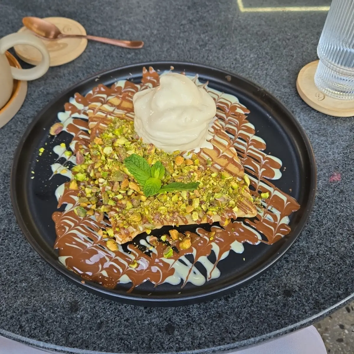 Dubai Crepe