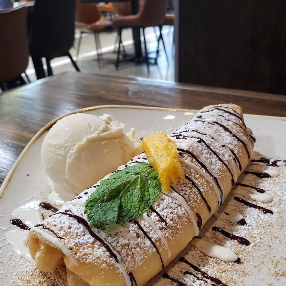 Mango Crepe