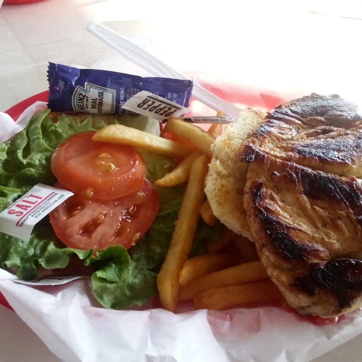 Grilled Chicken Sandwich with Lettuce & Tomato