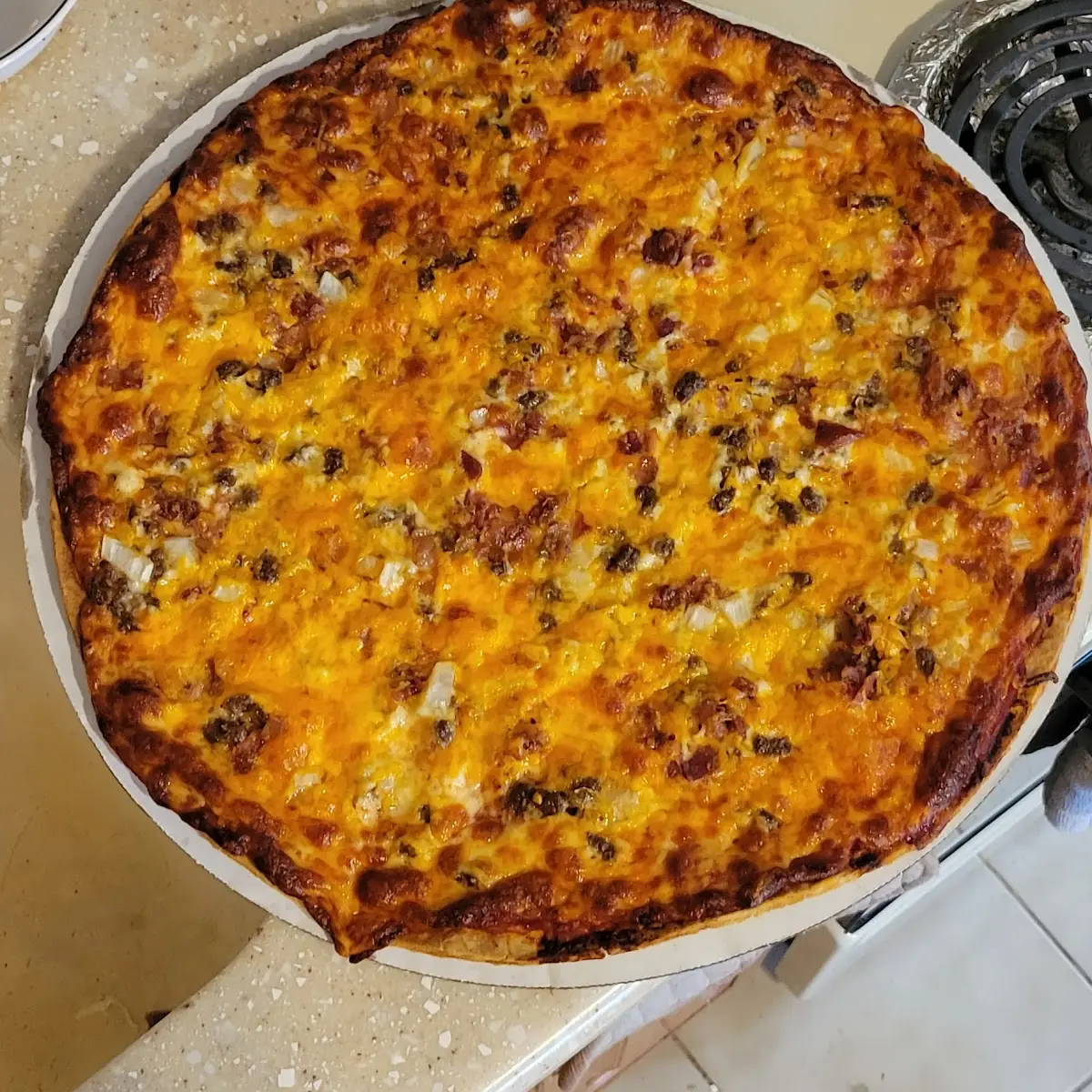 Bacon Cheeseburger Pizza