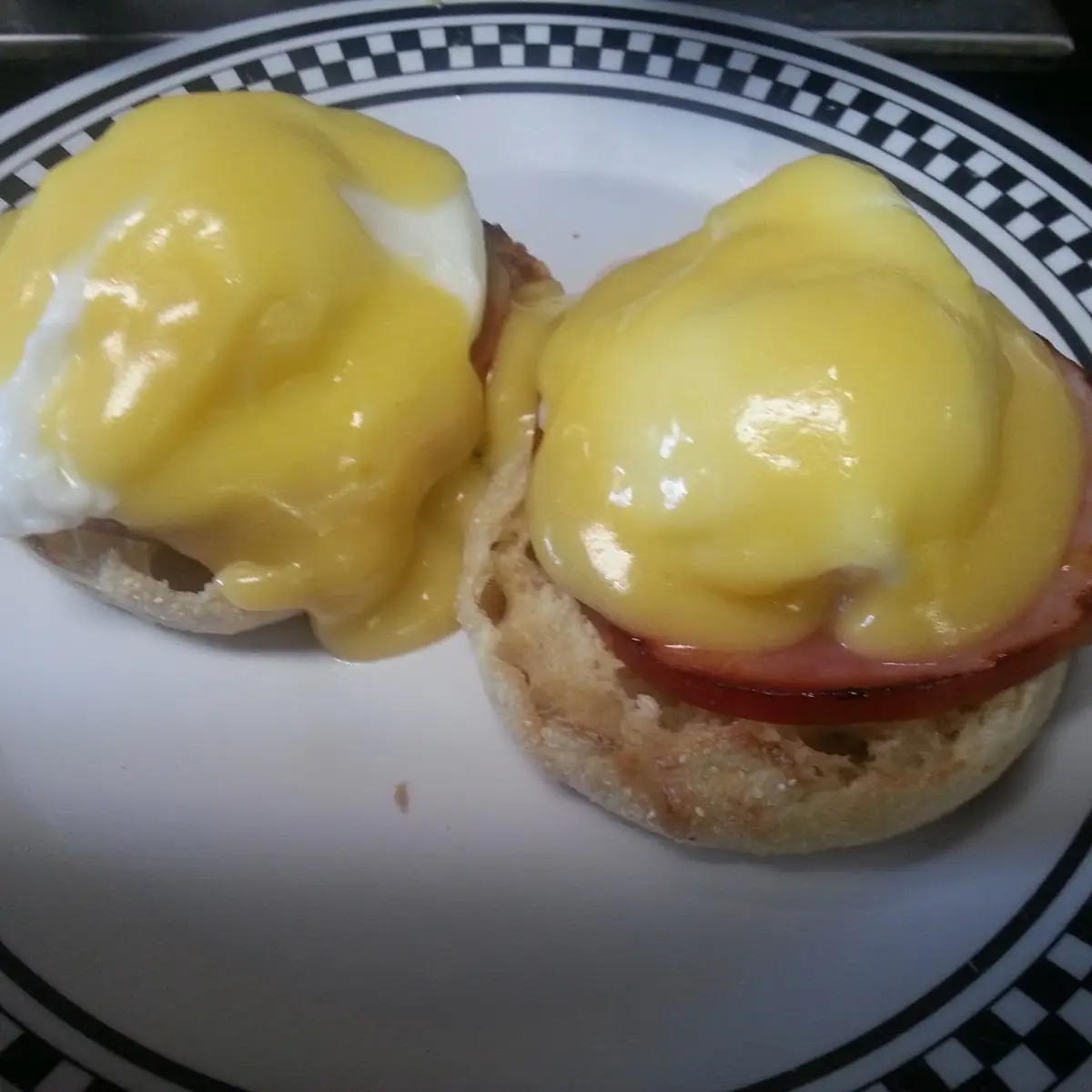 Eggs Benedict