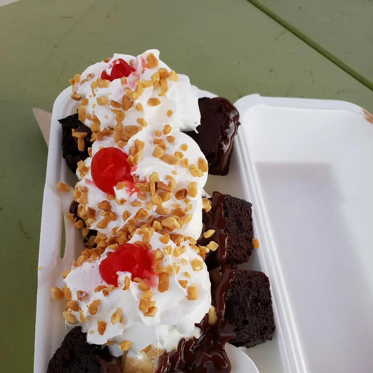 Brownie Sundae