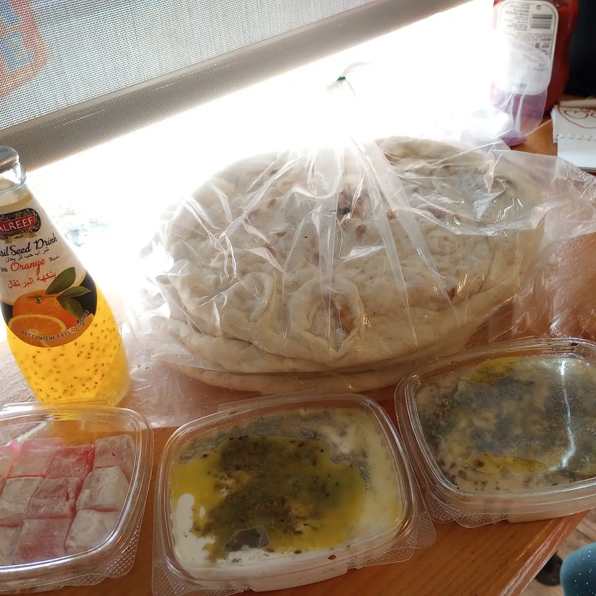 Hummus and Naan Bread