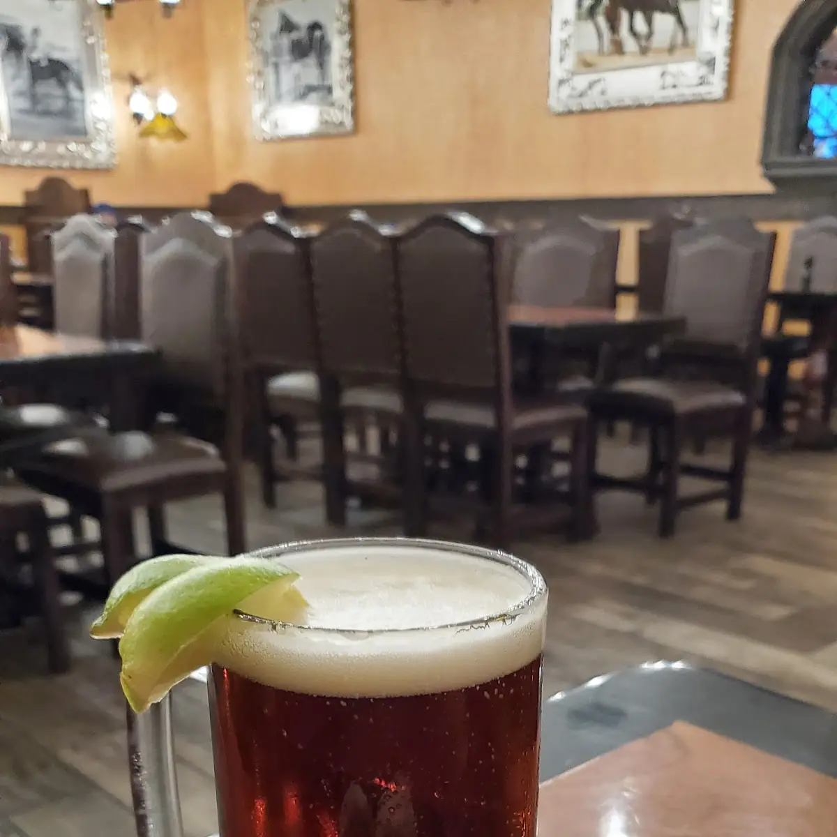 Dos Equis Amber