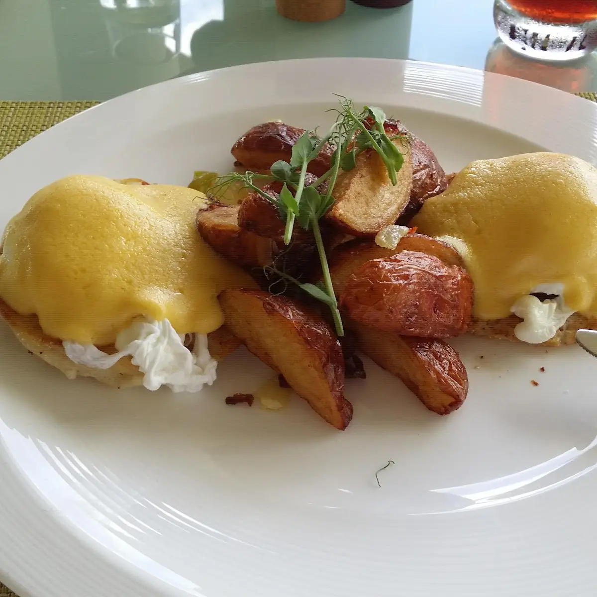 Eggs Benedict