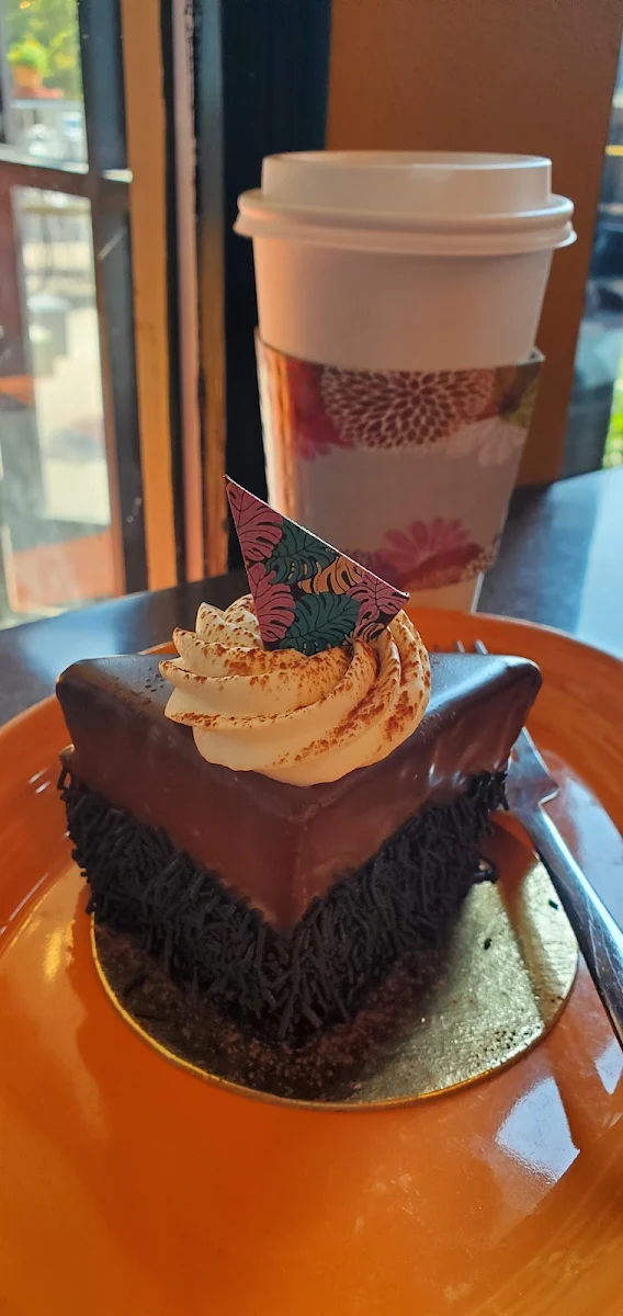 Earl Grey Chocolate Cake