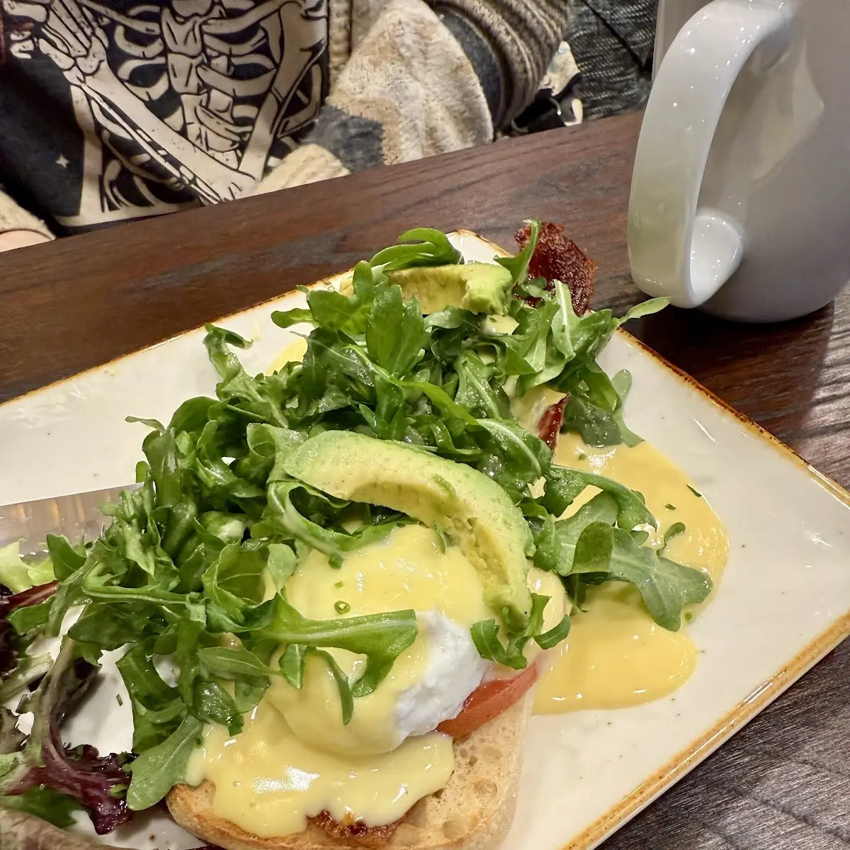 Eggs Benedict blt