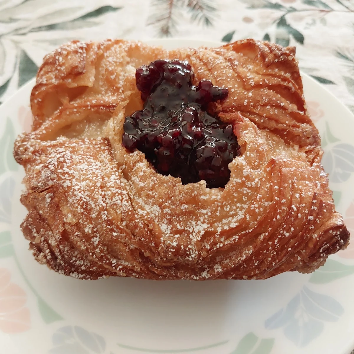 Seasonal Fruit Croissant