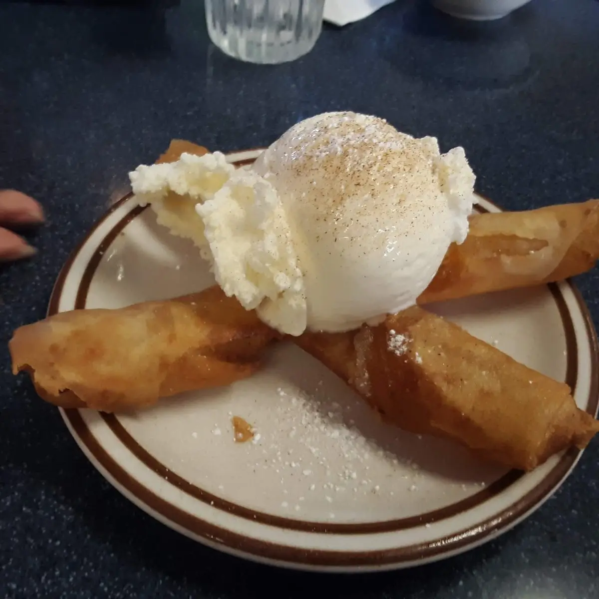 Apple Lumpia Ala Mode