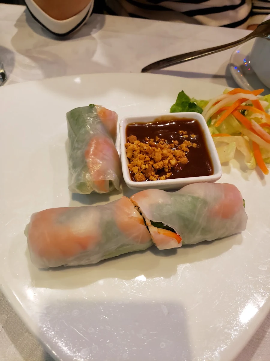 Vietnamese Fresh Shrimp Roll, Fresh Rolls Restaurant