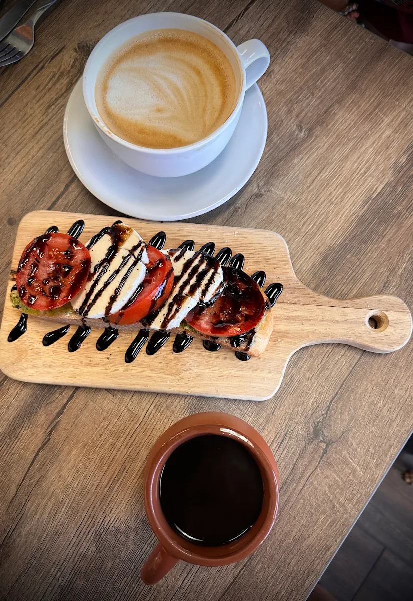 Caprese Sandwich