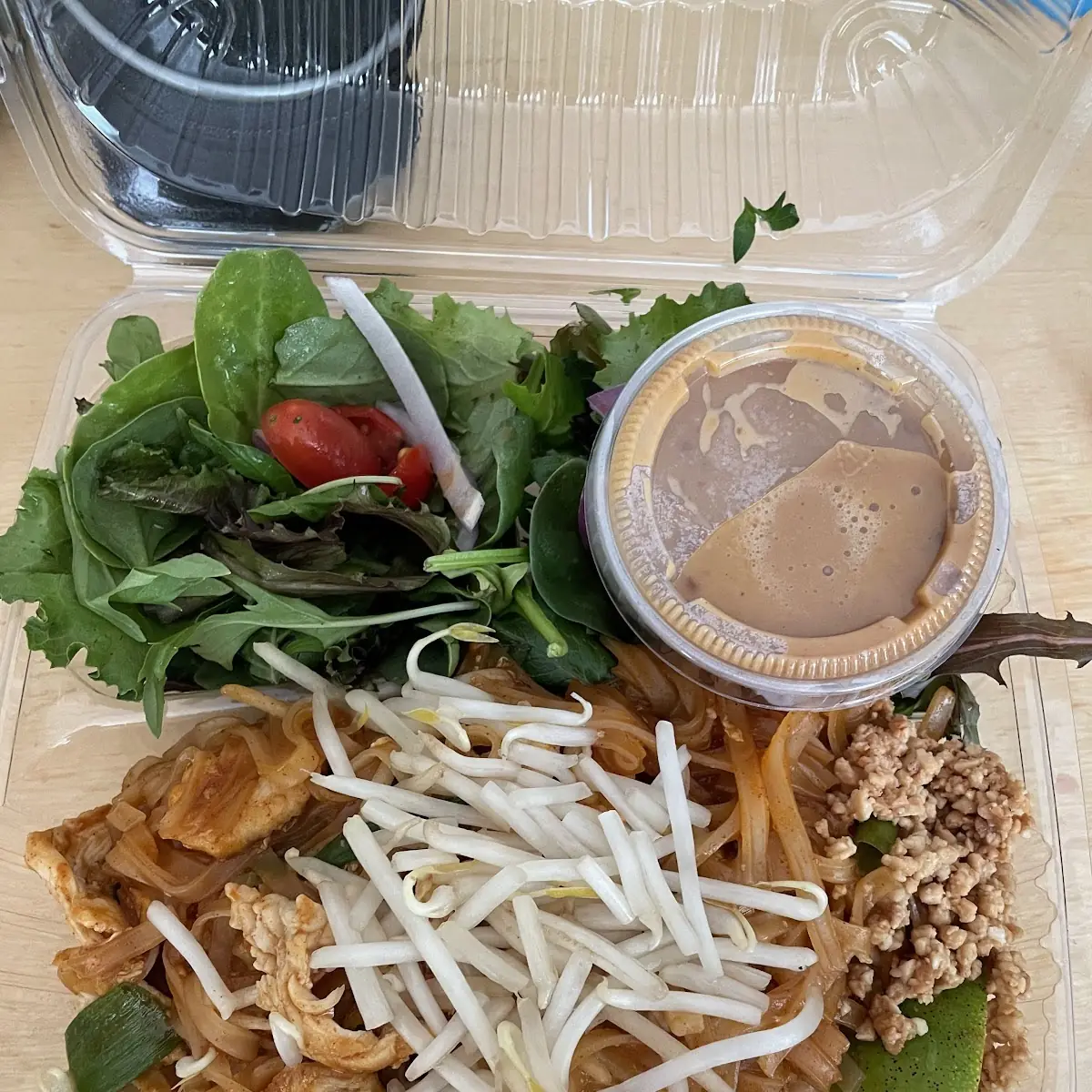 Chicken Pad Thai with Peanut Sauce