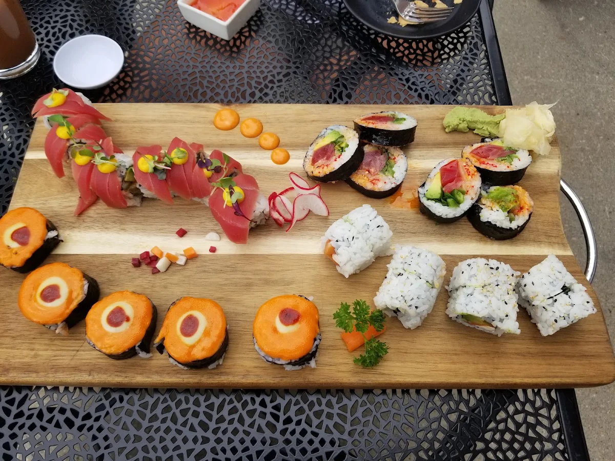 Sushi Deluxe