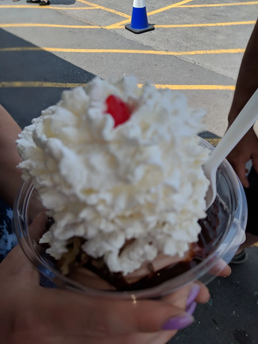 Brownie Sundae