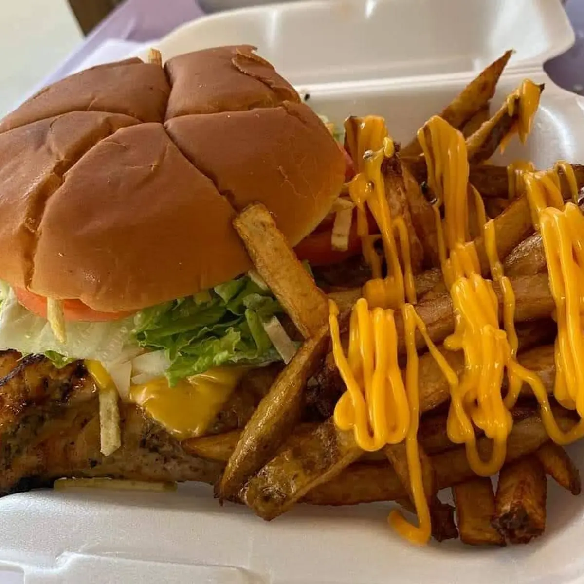 Sandwich de Pechuga En Combo