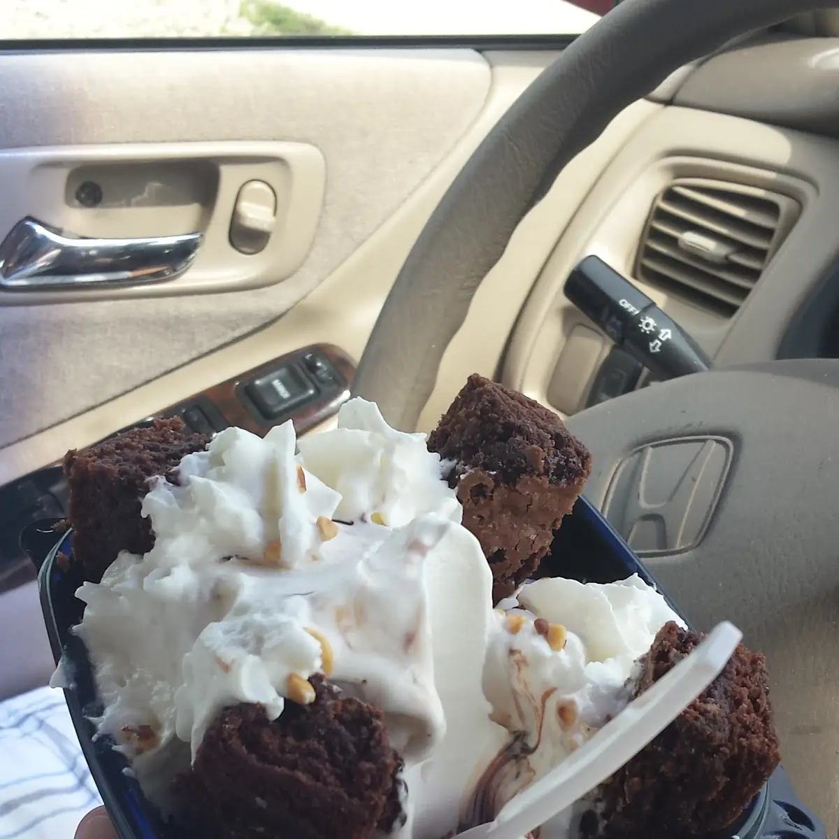 Brownie Sundae