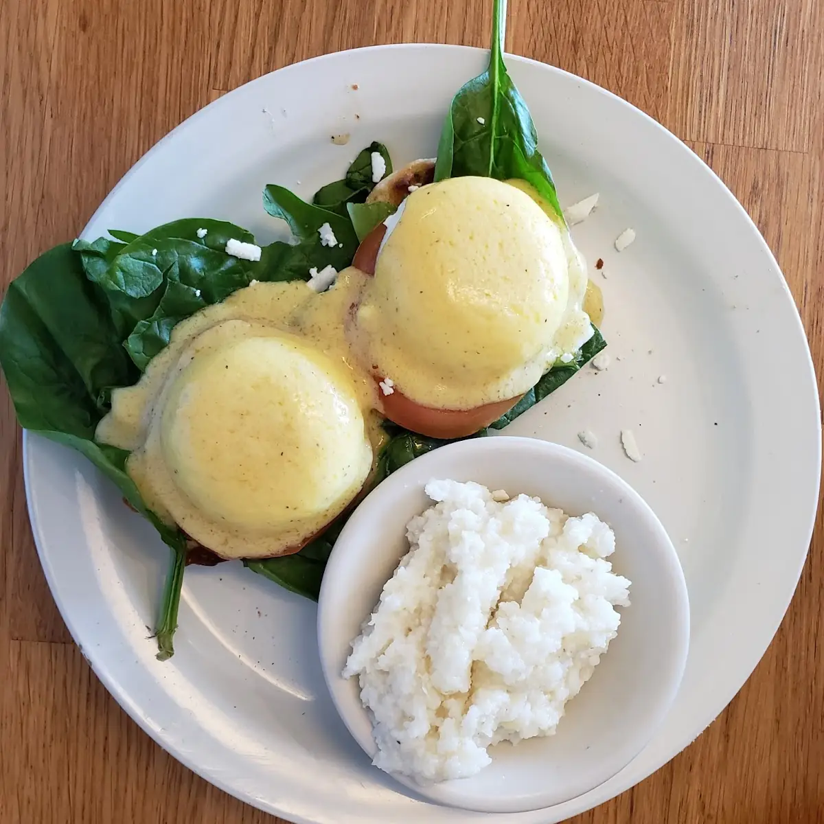 Spinach Avocado Eggs Benedict