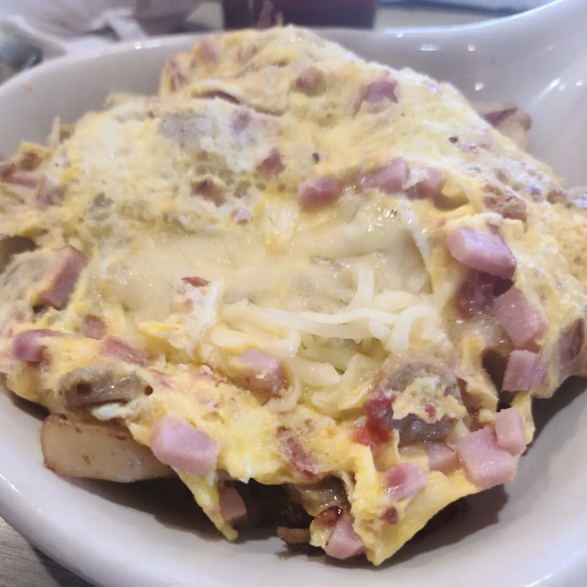 Meat Lovers Skillet 850 Cal