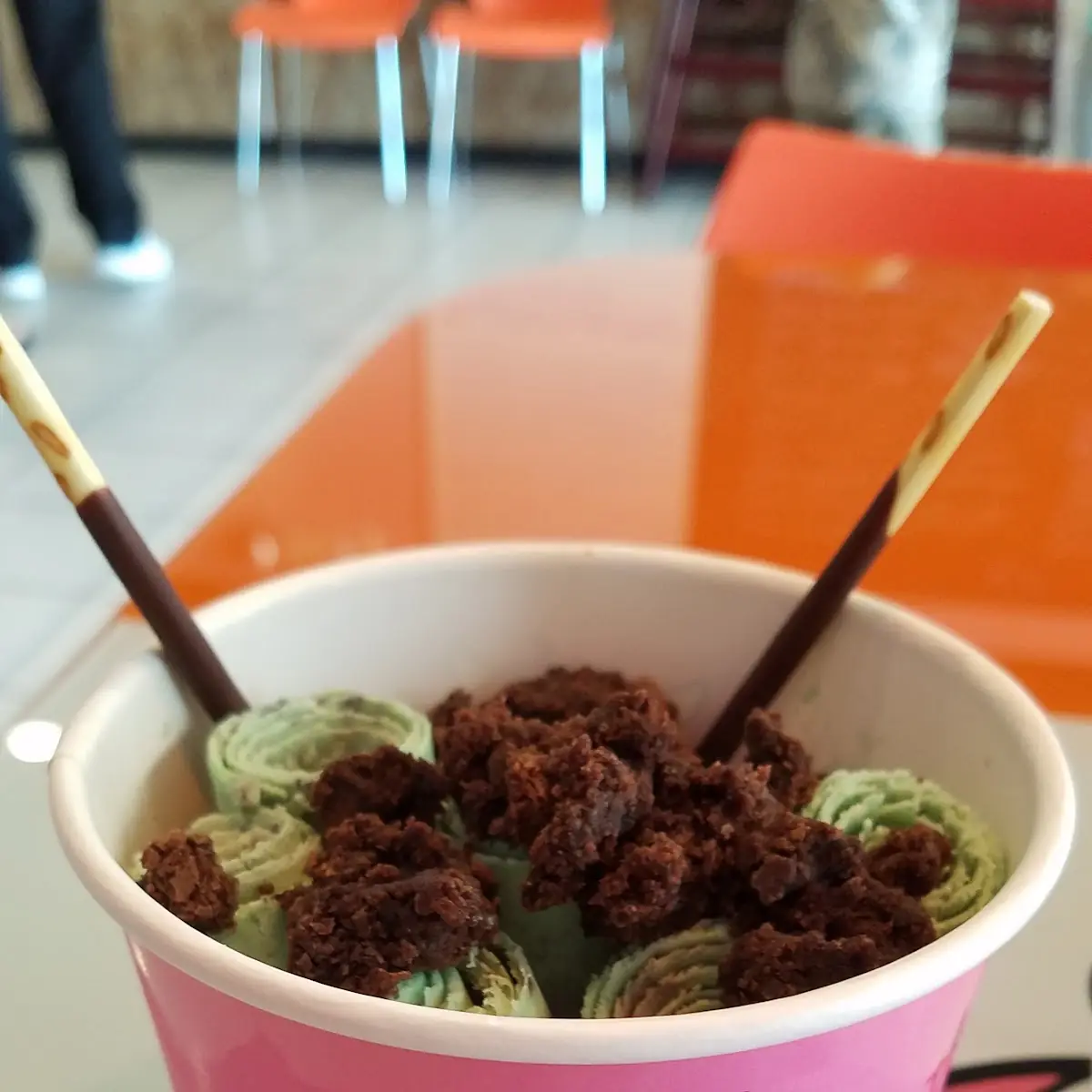 Dirty Mint with Brownie Sundae