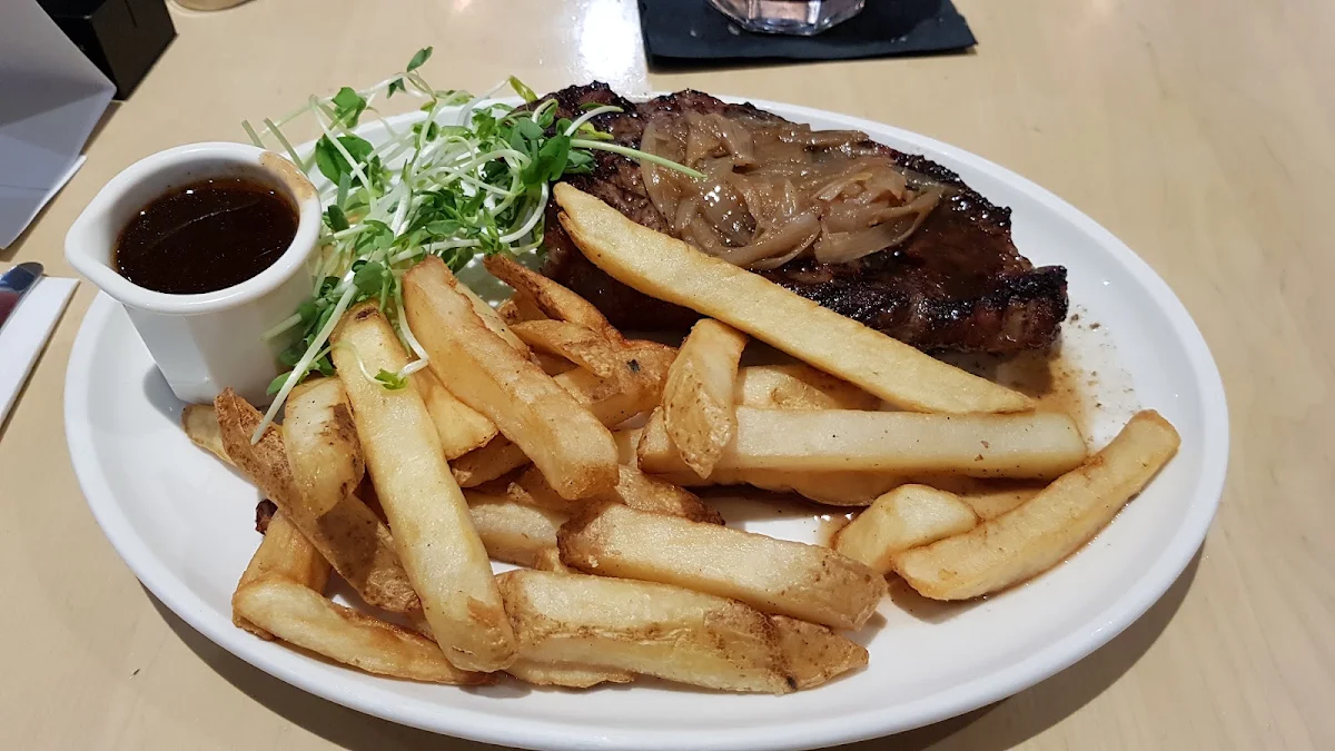 Steak Frites, The Hearth