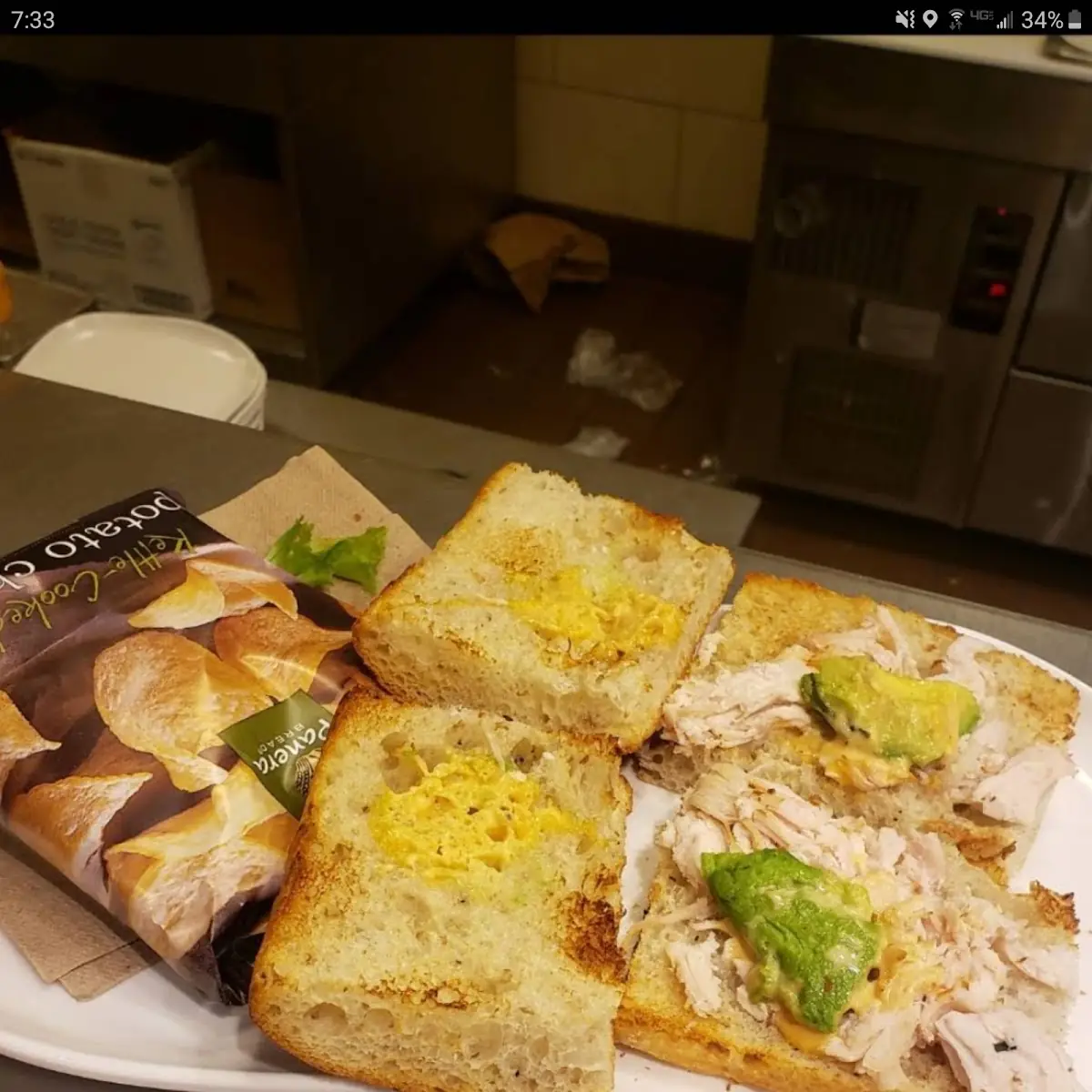 Chipotle Chicken Avocado