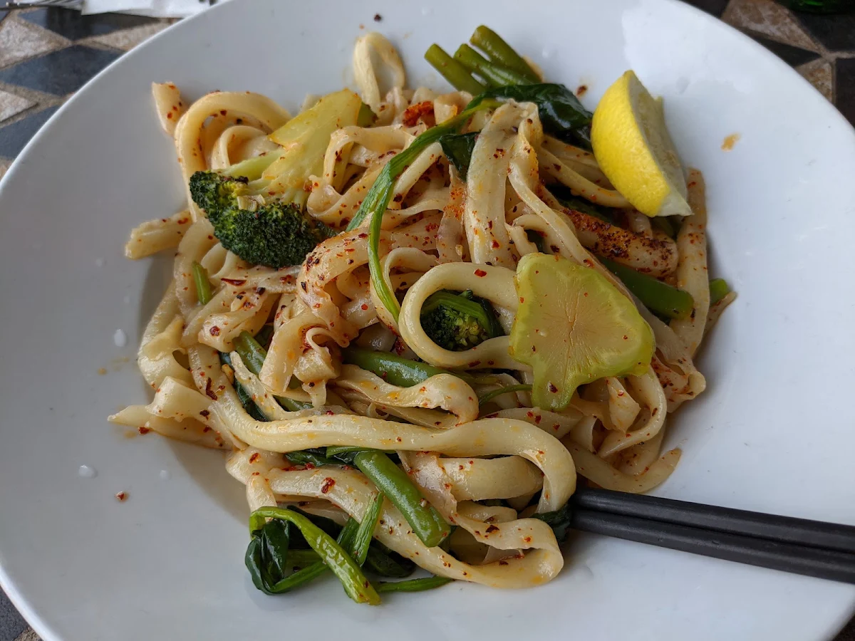 Lemon Garlic Noodles, Legendary Noodle House